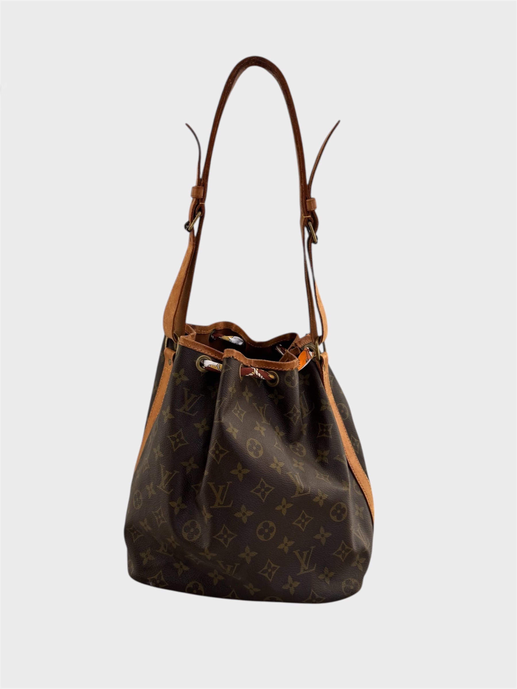 Louis Vuitton Monogram Vintage Bucket Bag